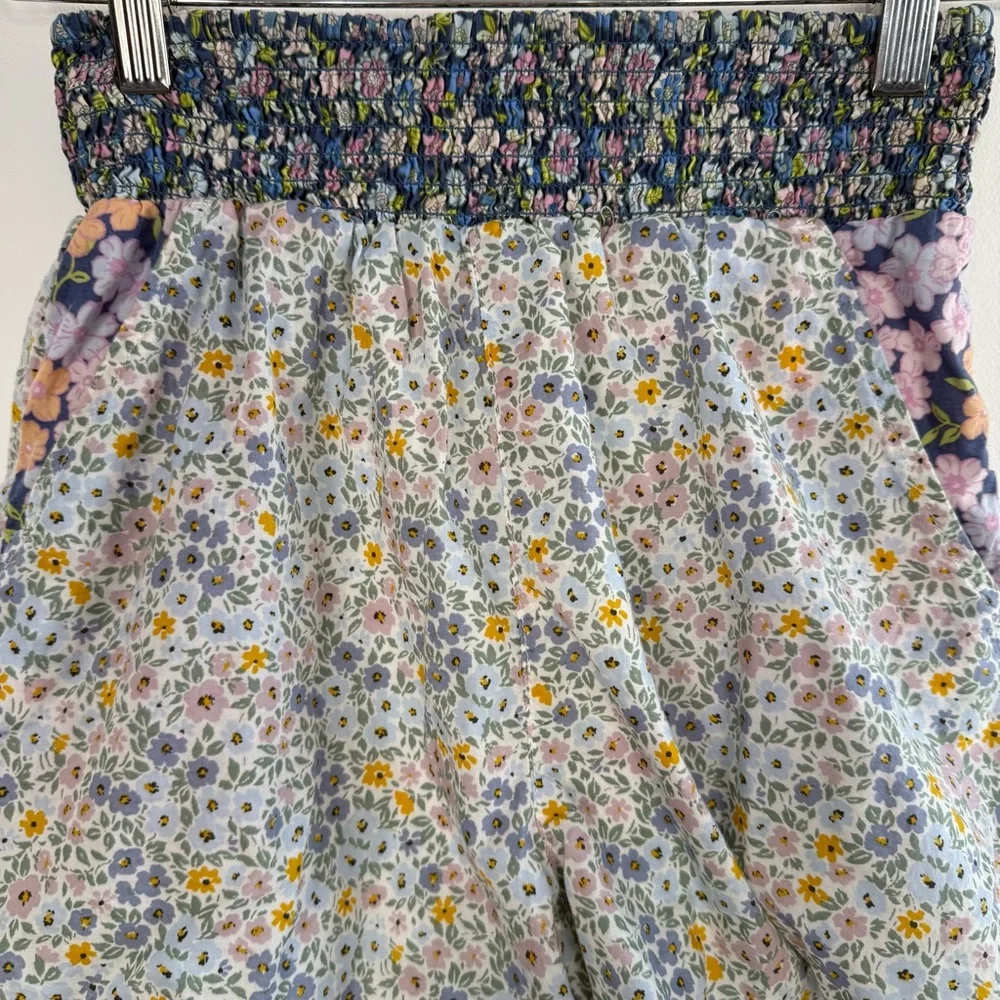 American Eagle Floral Patchwork‎ Lightweight Shorts Size XS - Picture 5 of 9